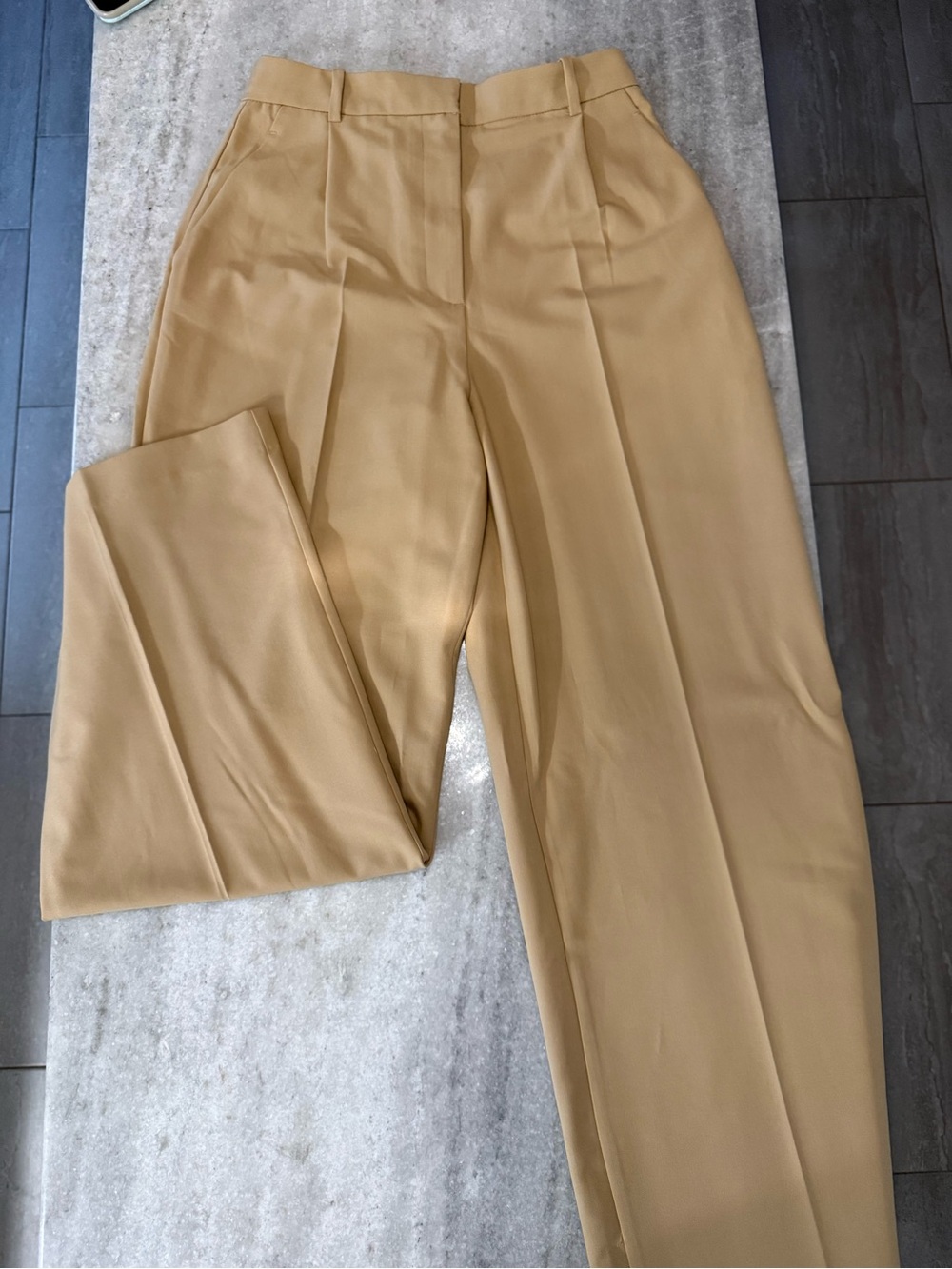 High-Waist Wide Leg Pants in Camel